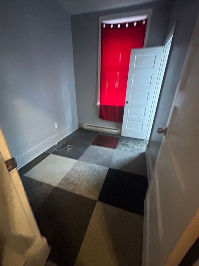 Photo - 2211 N 4th St Unit Apt B