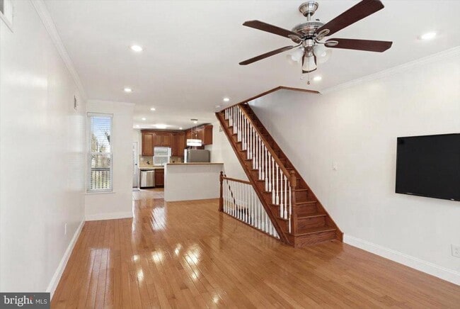 Photo - 2653 S 6th St