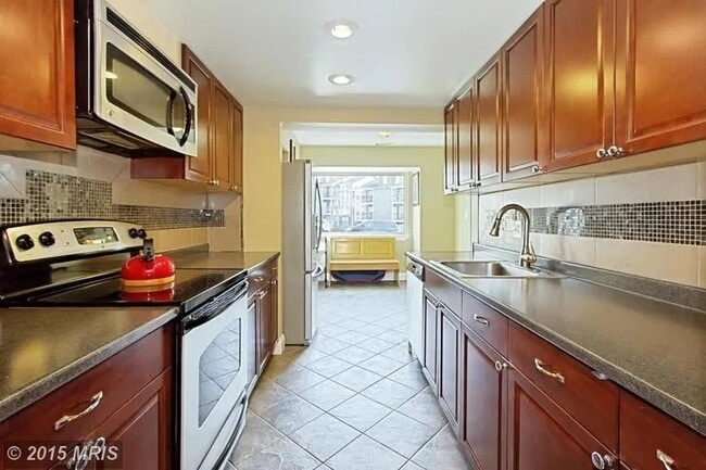 Building Photo - 12728 Rolling Brook Dr Rental