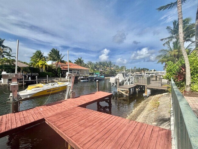 Photo - 1141 Waterside Ln