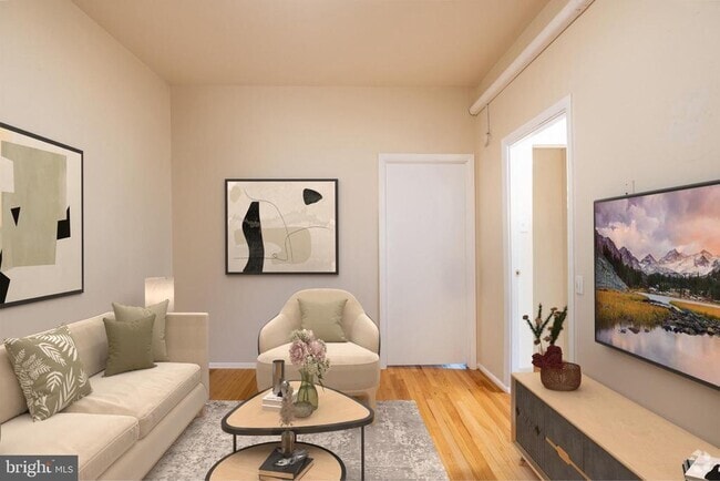 Building Photo - 1736 Pine St Unit 2 Rental