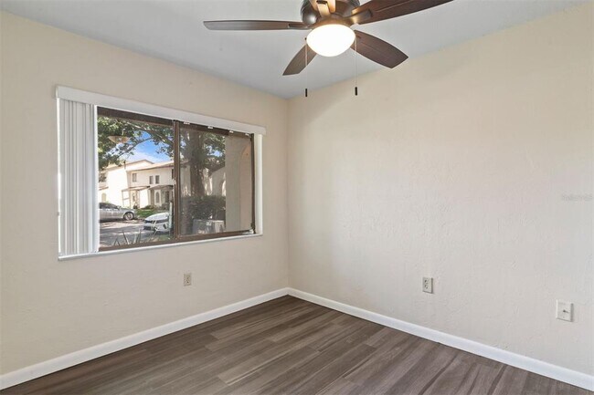 Photo - 2635 SW 35th Pl