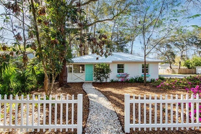 Building Photo - 1435 NW 7th Ave