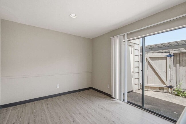 Photo - 2120 Wilcrest Dr Unit 108