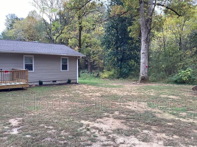 Photo - 64 Valentine St