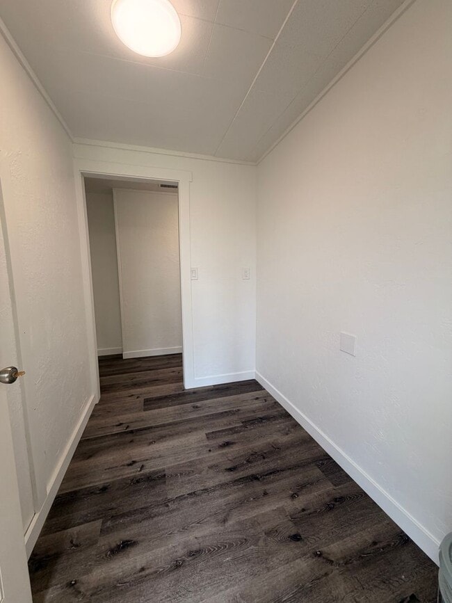 Photo - Fully Remodeled 3-Bedroom apartment