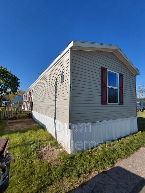 Building Photo - 301 Mantle Ave