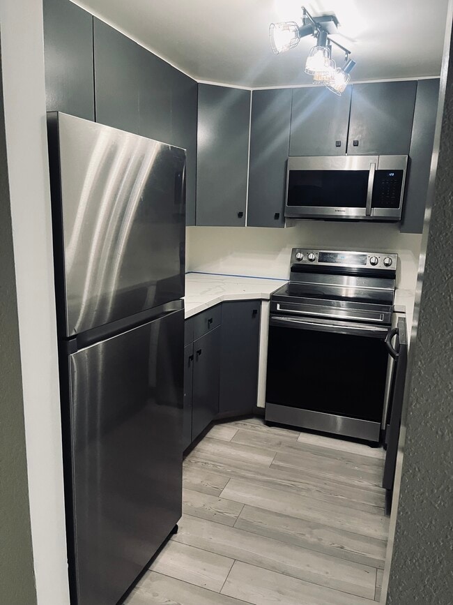 Vista de la cocina - 601 Van Ness Ave