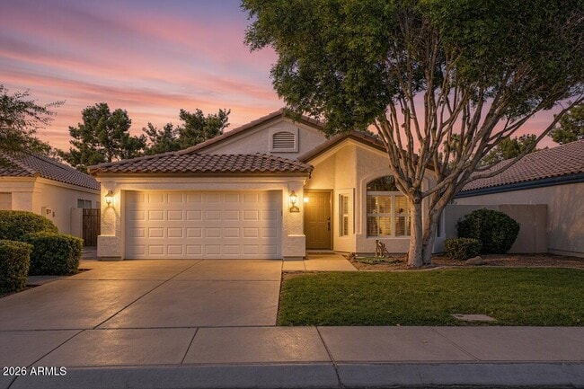 Building Photo - 1321 N Malibu Ln