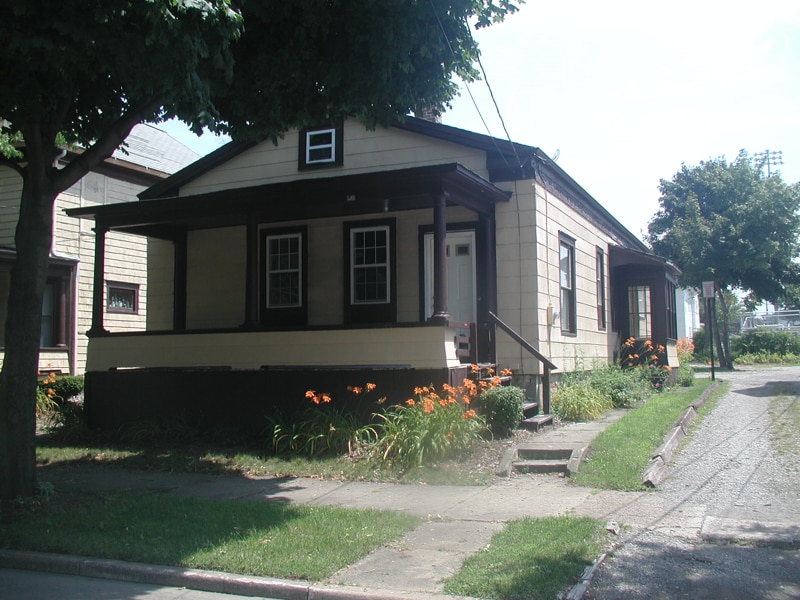 Photo - 235 W 3rd St House