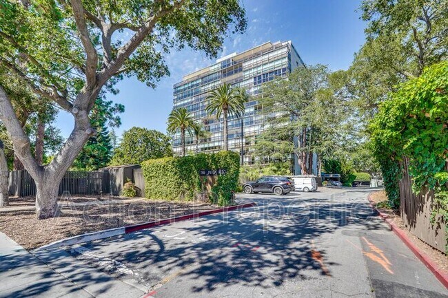 Photo - 101 Alma St Condo Unit #904