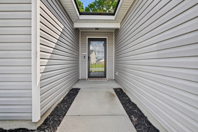 8 Marsh Salt Ln