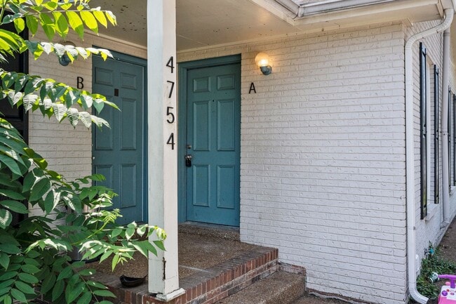 Photo - 4754 Trenton Dr Unit 4754 Trenton Dr A