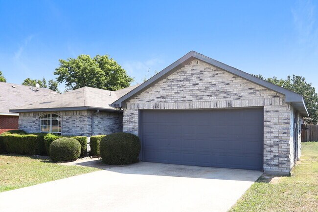 Photo - 1502 Killdee Ct