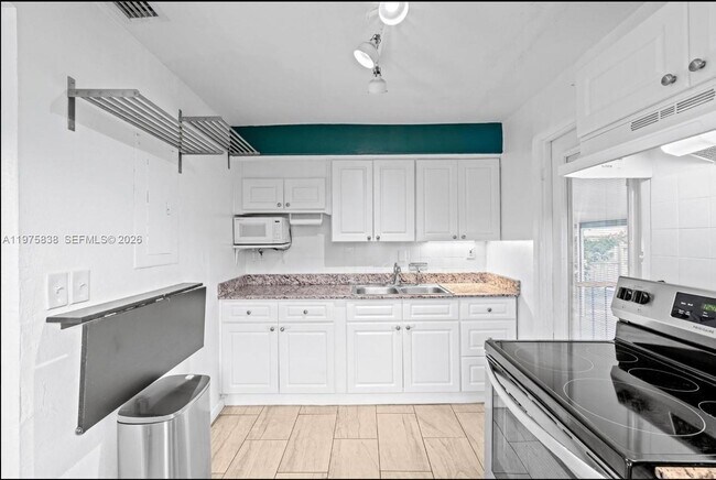 Photo - 5754 SW 20th St