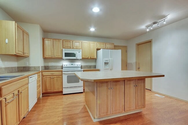 Photo - 18226 80th Ave E