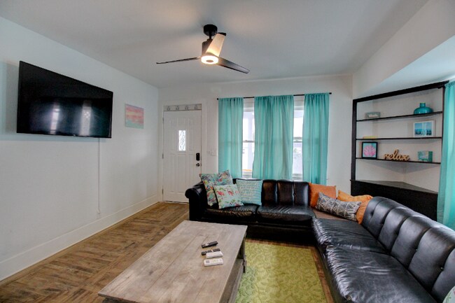 Photo - 2910 Avenue K Apartment Unit 2