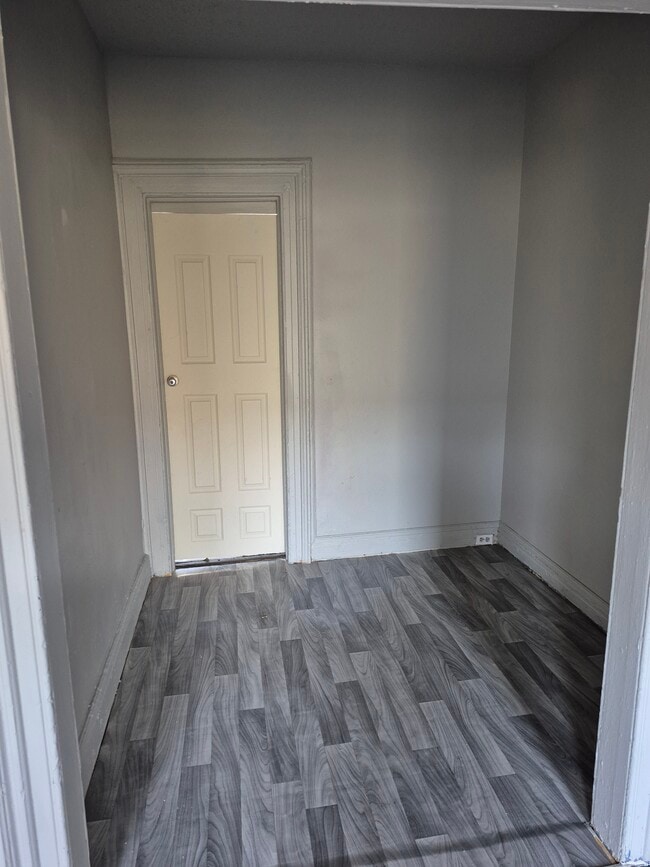 Extra space - 179 Hart St Unit 2 bedroom