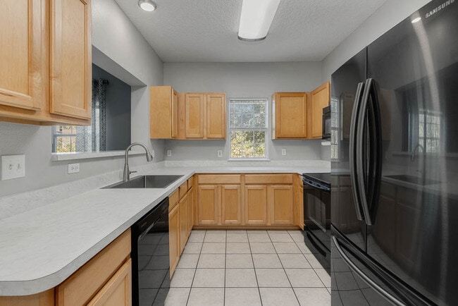 Photo - 12423 Forest Lake Cir E