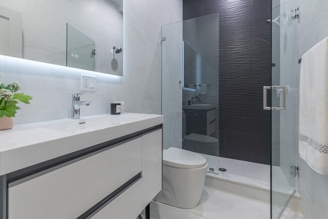 Photo - 565 Massachusetts Ave Unit 3