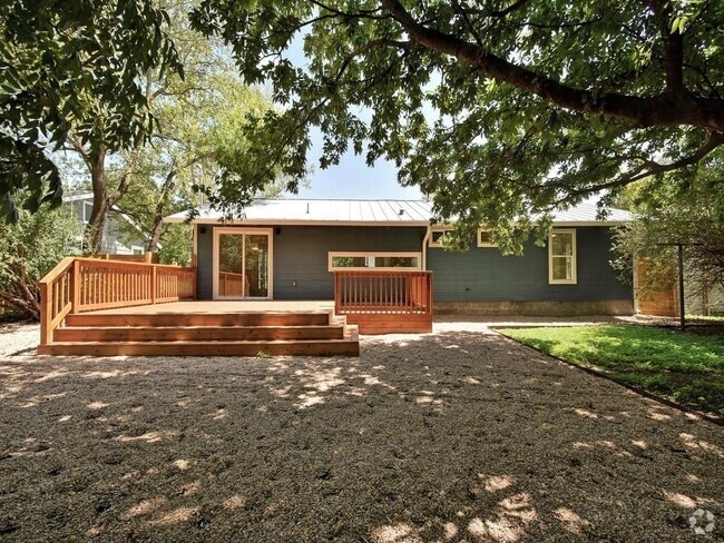 Building Photo - Fantastic Home - Windsor Park