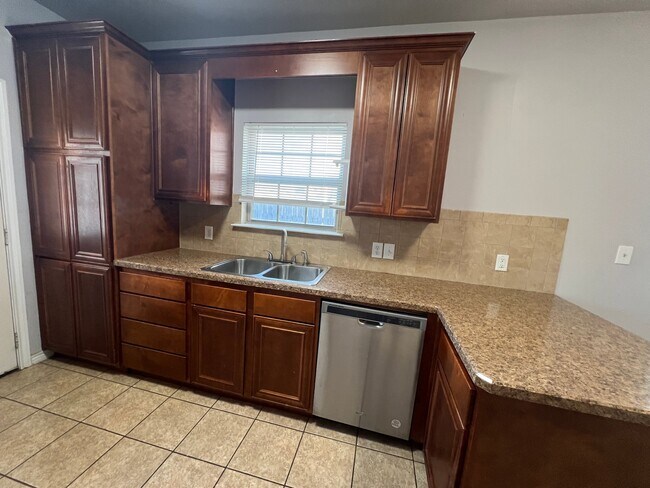Photo - 904-906 Parkplace Ridge Unit 906