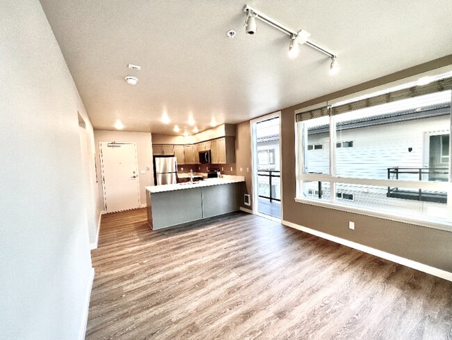 Photo - 2330 Yakima Ct Unidad A304