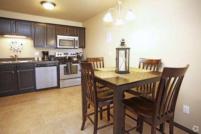 2 BR, 2 BA - 1,050 Sq Ft - Dining Room