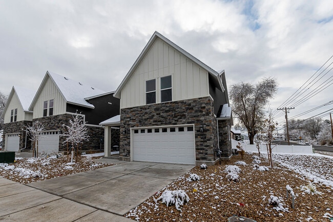 Photo - 712 E Zekes Ct
