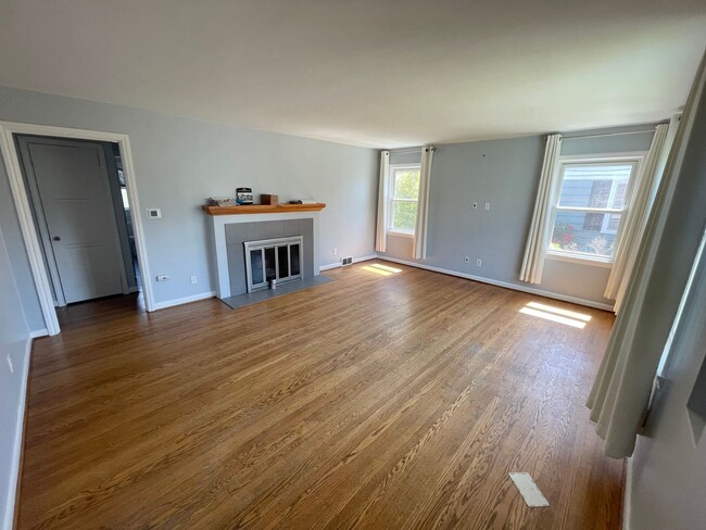 Photo - 8312 18th Ave NW