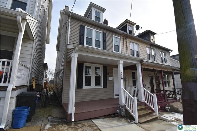 Photo - 329 N 9th St