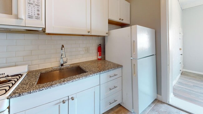 Photo - 4021 7th St NE Unit 4021 7th Street NE,  2