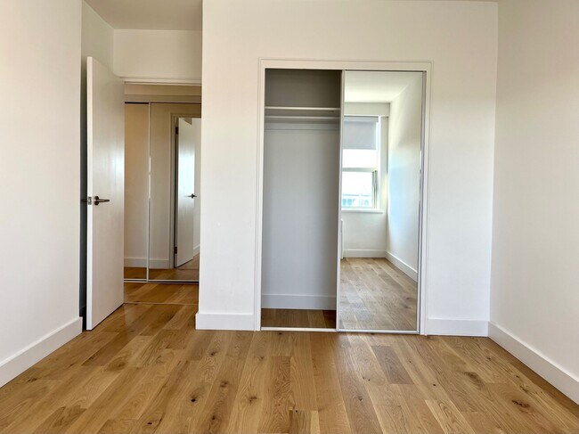 Photo - 99 Tyndall Ave Unit 908