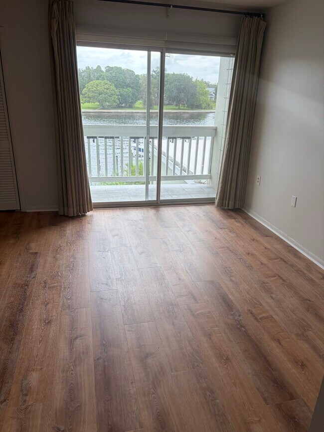 Master bedroom.Guest bedroom. - 2424 W Tampa Bay Blvd Unit Marina Club of Tampa C212