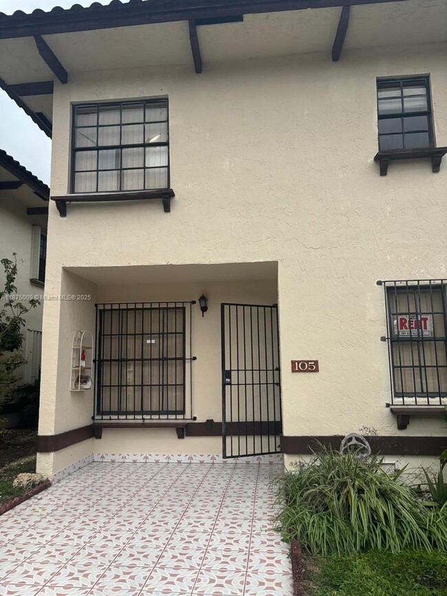 Building Photo - 12247 SW 17th Ln Rental