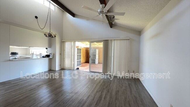 Building Photo - 95-657-657 Alohilani St