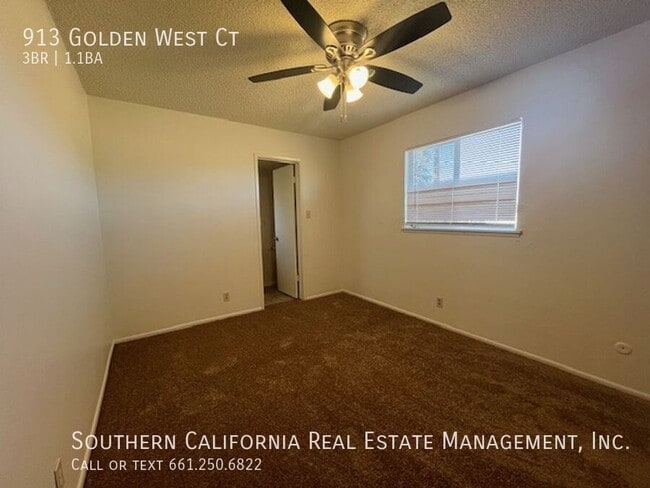 Photo - 913 Golden W Ct