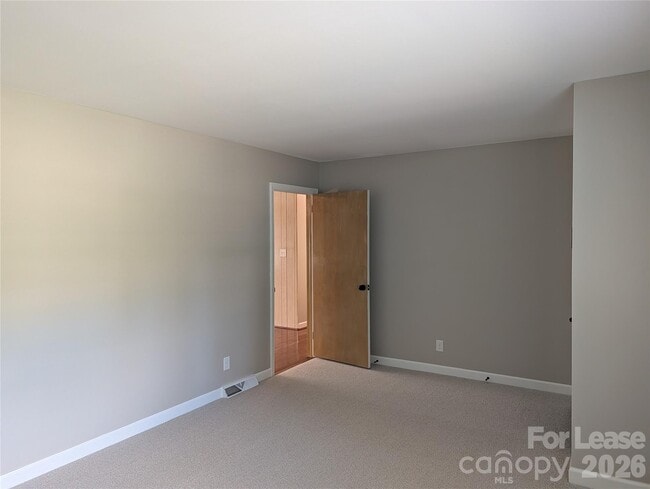 Photo - 103 Abingdon Cir