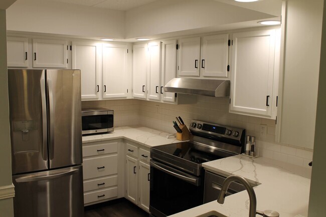 Photo - 2666 Rolling Green Pl Unit 2666