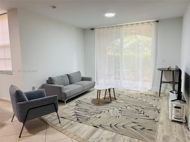 Photo - 19555 E Country Club Dr Unit 8108