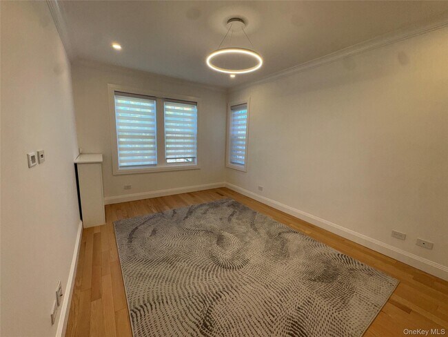 Photo - 85 N Broadway Unidad 3I