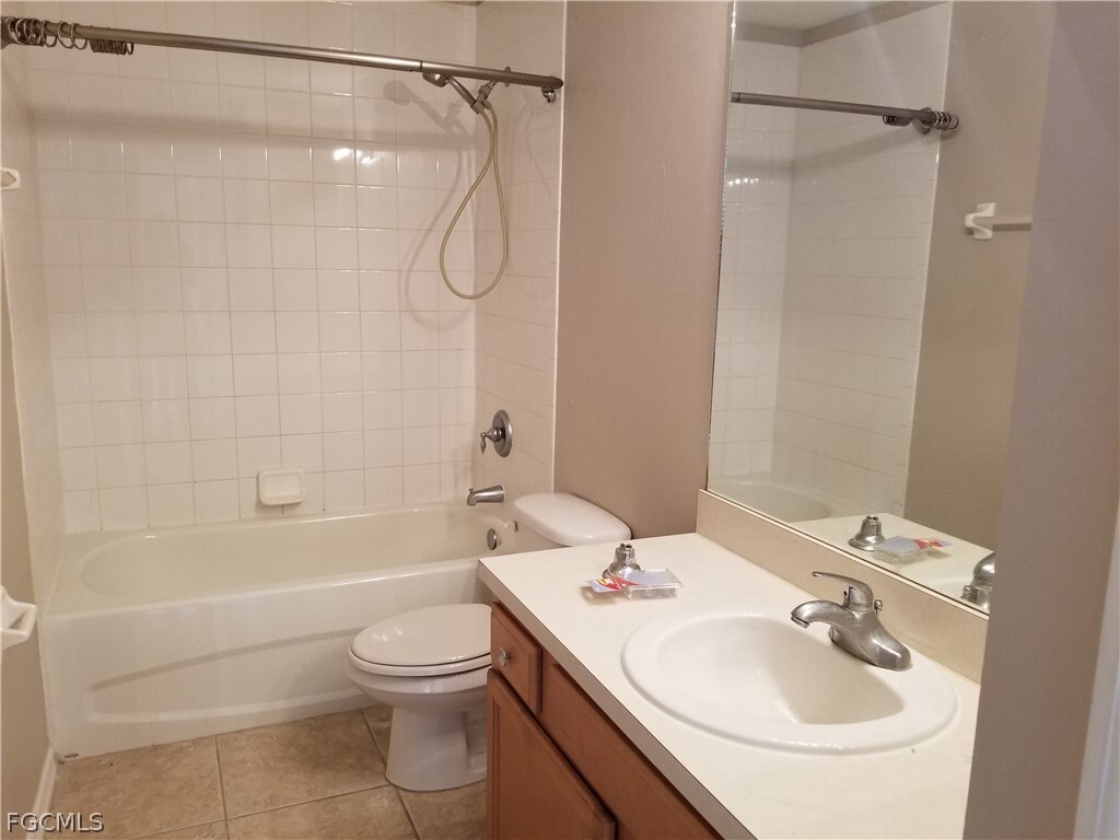 Photo - 907 Chenault St