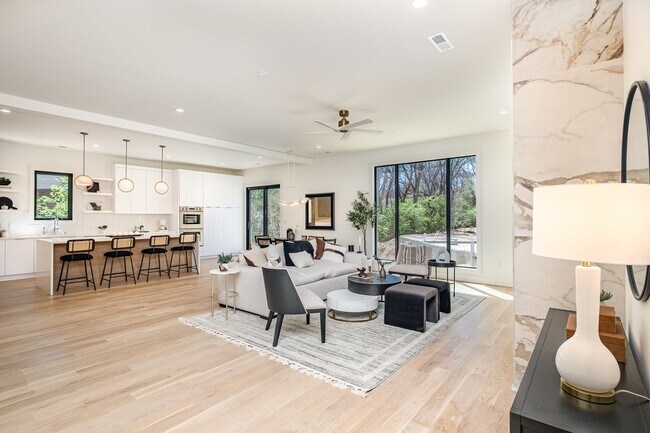 Photo - 721 Old Hickory Blvd