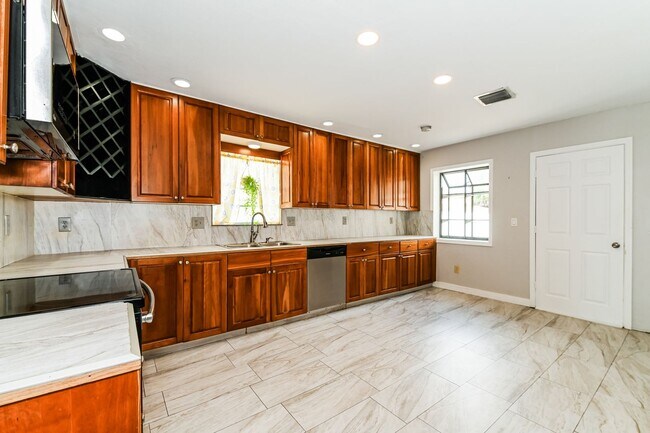 Photo - 27673 Los Amigos Ln Unit #1