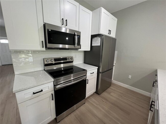Photo - 12130 Henley Ave