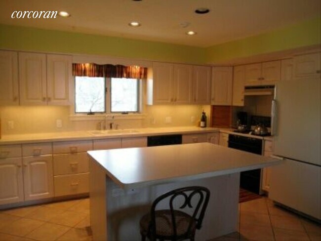 Photo - 6 Jefferson Rd