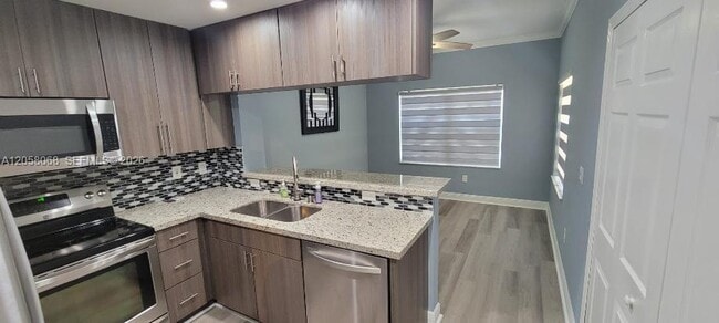 8545 NW 140th St