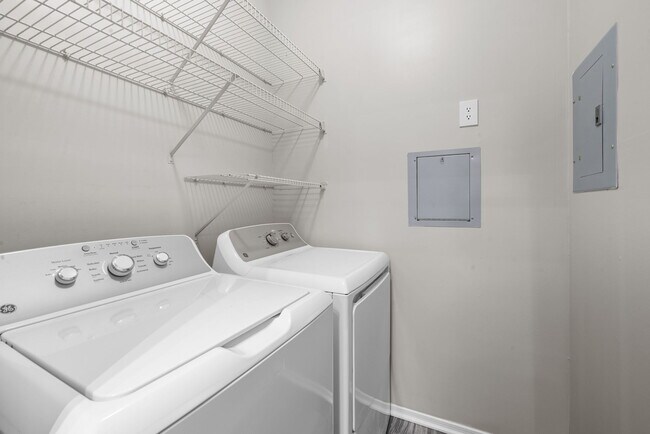 Photo - Brassfield Park Apartments