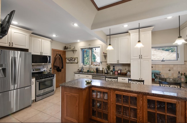 Electrodomésticos de acero inoxidable - 6324 W Wells St