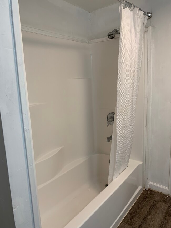 Photo - 4524 Willowbrook Blvd